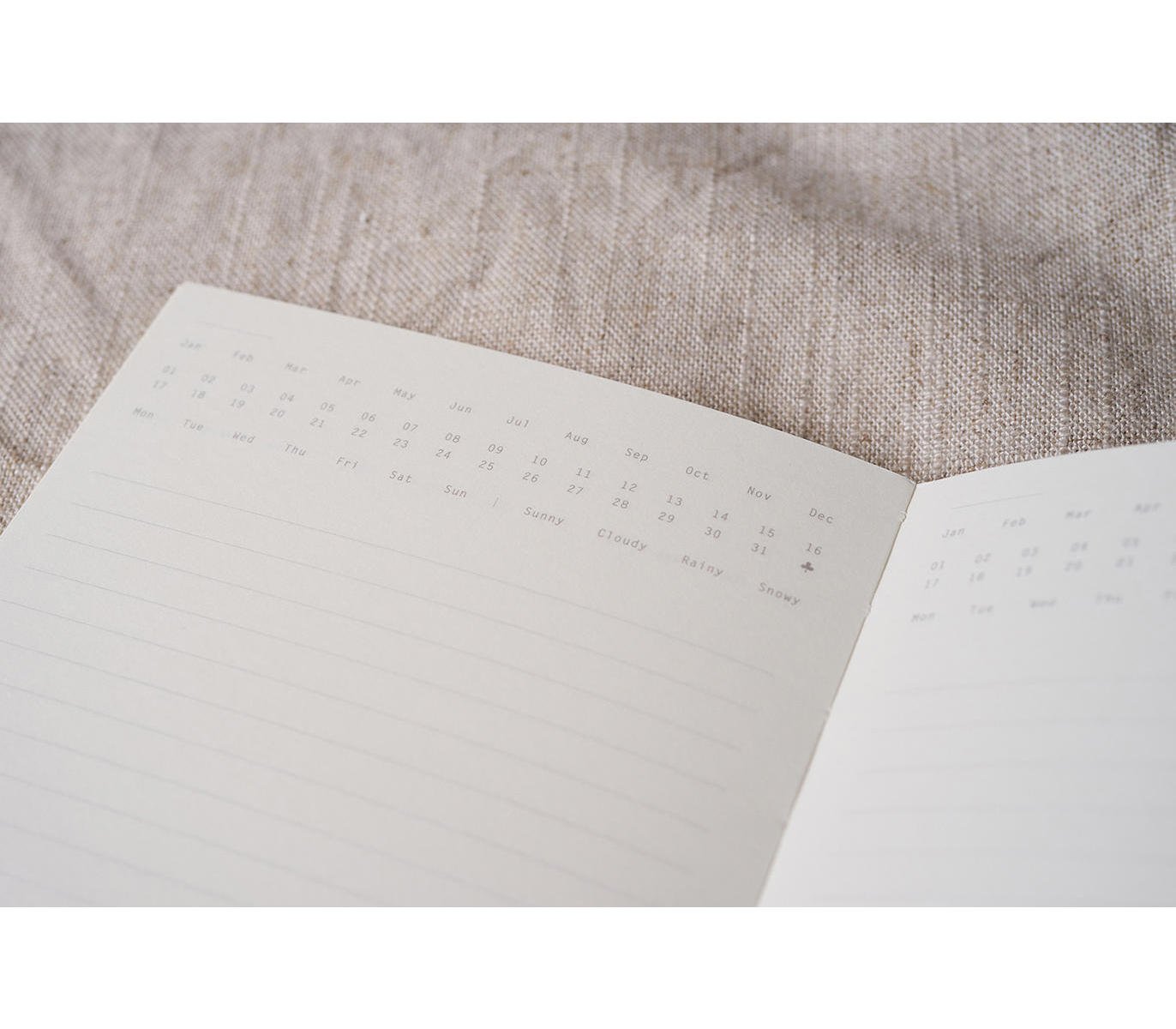 Diario sin fecha | Essential Note Daily Diary | B6 (13 x 18.5cm) | Trolls Paper